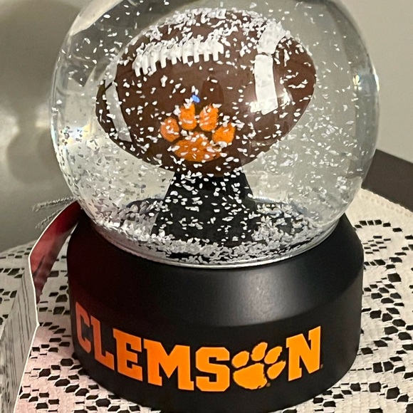 Forever Collectibles Clemson Football Snow Globe - Black and Orange - baseball! - Picture 1 of 9